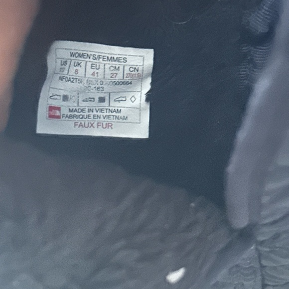 LIKE NEW ! The NORTH FACE winter boot - Picture 6 of 7